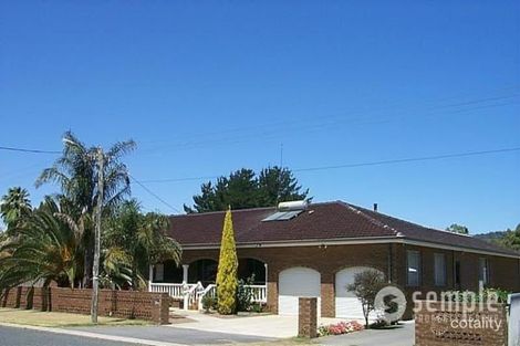 Property photo of 105 Lowanna Way Armadale WA 6112