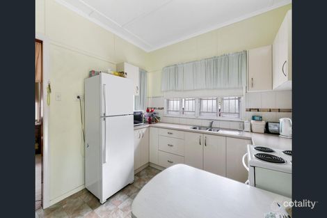 Property photo of 67 Stradbroke Avenue Wynnum QLD 4178