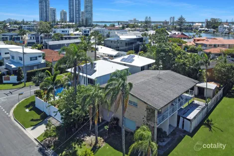 Property photo of 33 Stradbroke Street Biggera Waters QLD 4216