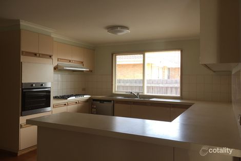 Property photo of 83 Grenda Drive Mill Park VIC 3082