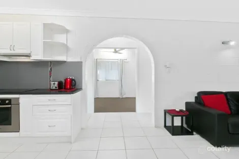 Property photo of 5/5 Maytown Close Manoora QLD 4870