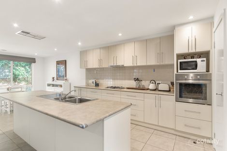 Property photo of 27 Fourth Avenue Rosebud VIC 3939