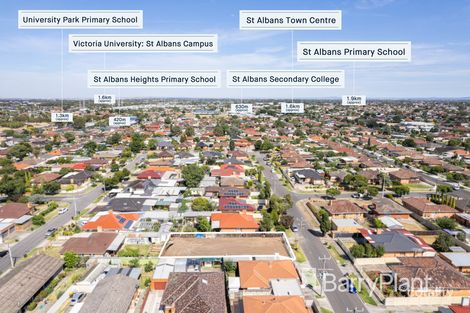 9 Neill St, Berwick, VIC 3806