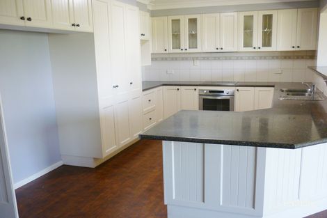 Property photo of 31 Maple Crescent Blayney NSW 2799