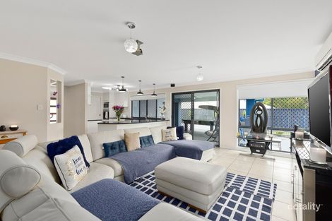 Property photo of 8 Waterway Crescent Narangba QLD 4504
