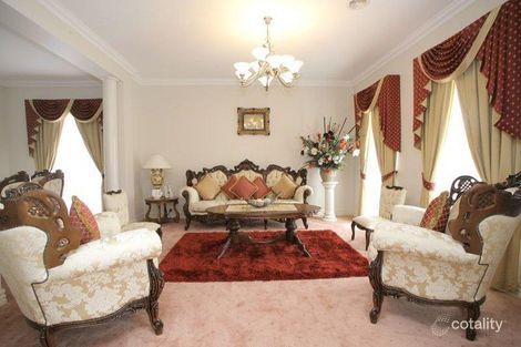 Property photo of 26 Rivergum Rise Hampton Park VIC 3976