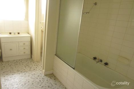 Property photo of 8/3B Innellan Road Murrumbeena VIC 3163