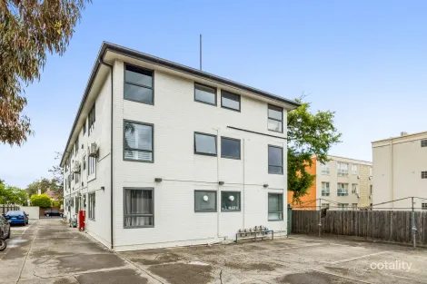 Property photo of 11/1 Wrexham Road Windsor VIC 3181