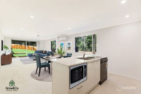 5a/1a Franzin Dr, Cashmere, QLD 4500