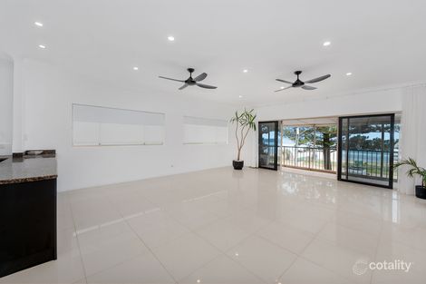 Property photo of 2/16 Marine Parade Miami QLD 4220