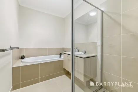 Property photo of 39 Denton Drive Officer VIC 3809