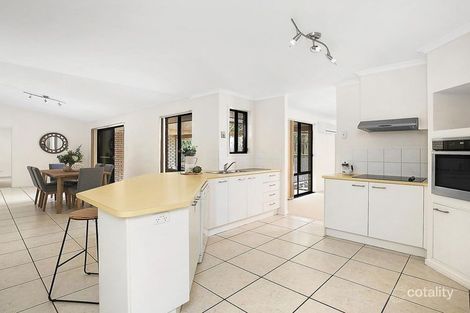 Property photo of 18 Summer Ridge Place Buderim QLD 4556