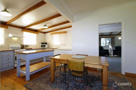 Property photo of 2 Buckley Street Seaspray VIC 3851