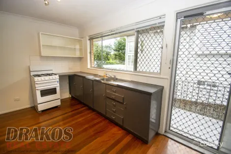 Property photo of 2/145 Gray Road West End QLD 4101