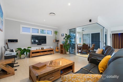 Property photo of 22 Magnetic Place Redland Bay QLD 4165