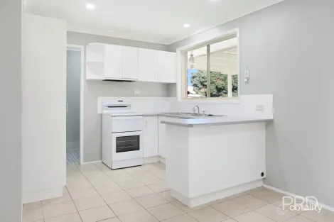 Property photo of 5 Caley Close Westdale NSW 2340