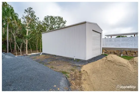 Property photo of 35 Clayton Road Lammermoor QLD 4703