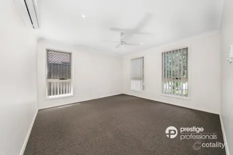 Property photo of 4 Bullrush Crescent Voyager Point NSW 2172