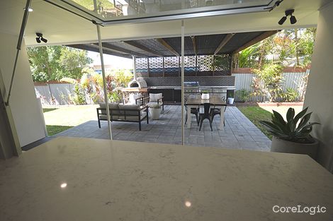 Property photo of 269 Torquay Terrace Torquay QLD 4655