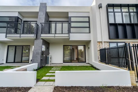 11 Tea Tree Lane, West Lakes, SA 5021