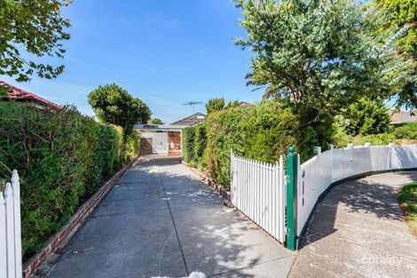 Property photo of 11 Martin Court Seaholme VIC 3018