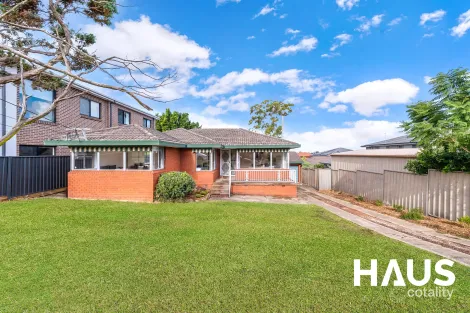 Property photo of 28 Lyle Street Girraween NSW 2145