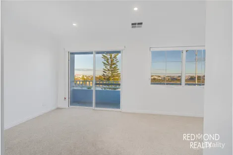Property photo of 106 Reflection Boulevard Jindalee WA 6036
