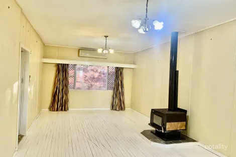 Property photo of 11 Oakey Cooyar Road Kulpi QLD 4352