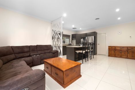 Property photo of 30 Stirling Street Ferntree Gully VIC 3156