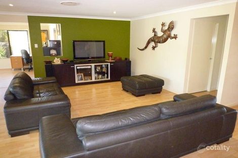 Property photo of 14 Alexandra Close Flinders View QLD 4305