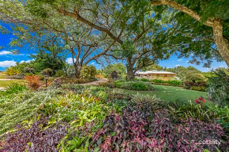 63 Henkers Rd, Oakwood, QLD 4670