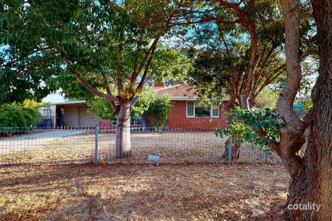 Property photo of 3 Ravenscroft Way Kelmscott WA 6111