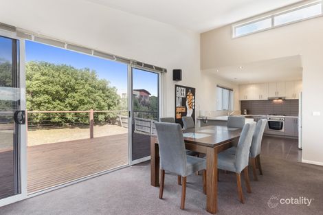Property photo of 19 Springbank Circuit Torquay VIC 3228