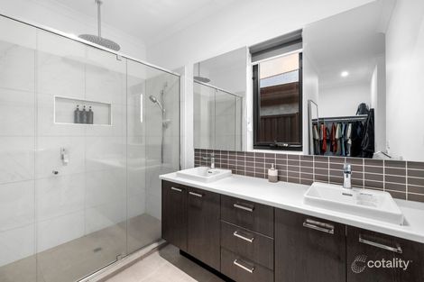 Property photo of 31 Grainger Parade Lucas VIC 3350