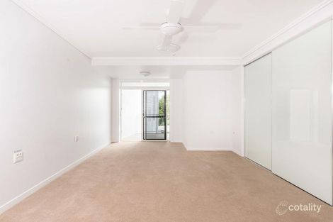 Property photo of 61/260 Cliveden Avenue Corinda QLD 4075