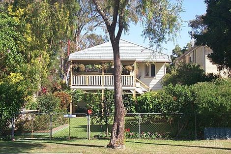 38 View St, Woody Point, QLD 4019
