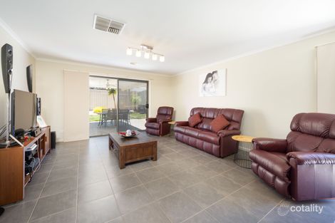 Property photo of 30 Whistler Concourse Bandiana VIC 3691