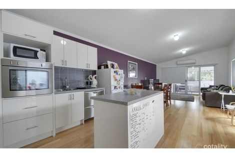 Property photo of 2/43 Gunyah Grove Traralgon VIC 3844