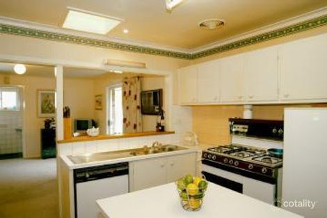 404 Springfield Rd, Mitcham, VIC 3132