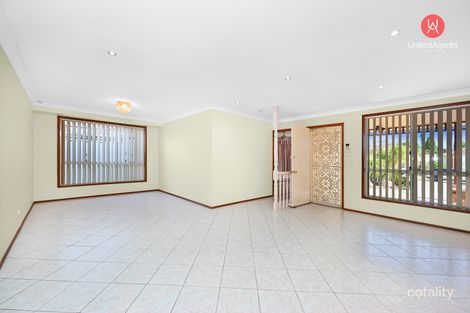 Property photo of 3 Hawker Place West Hoxton NSW 2171