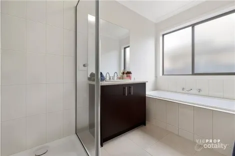 Property photo of 11 Partridge Way Point Cook VIC 3030