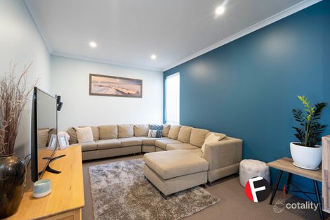 Property photo of 12 Cosmia Grove Jindalee WA 6036