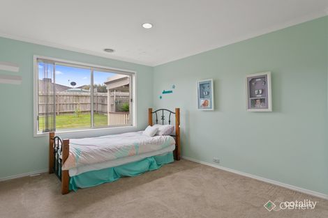 Property photo of 27 Sunny Vale Drive Langwarrin VIC 3910