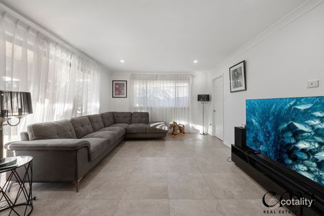 Property photo of 5 Peat Close Eagle Vale NSW 2558
