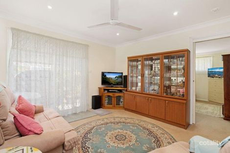 Property photo of 8 Everglades Crescent Woy Woy NSW 2256