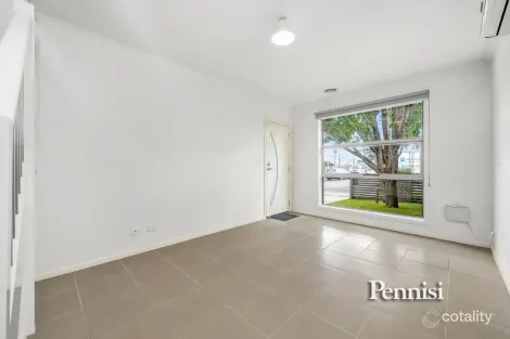 Property photo of 1 Kendale Street Airport West VIC 3042