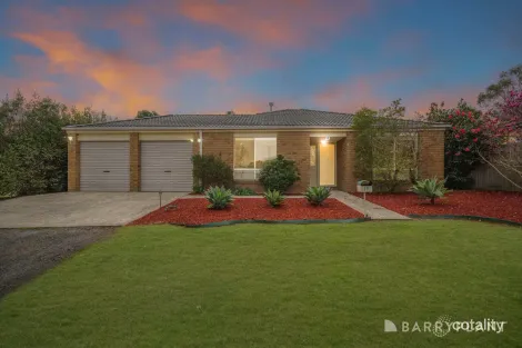 19 Jarrah Ct, Pakenham, VIC 3810