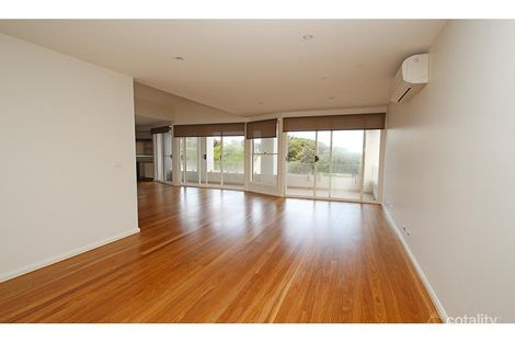 Property photo of 64 Memorial Drive Bar Beach NSW 2300