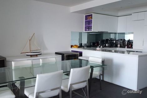 1307/241 Harbour Esp, Docklands, VIC 3008