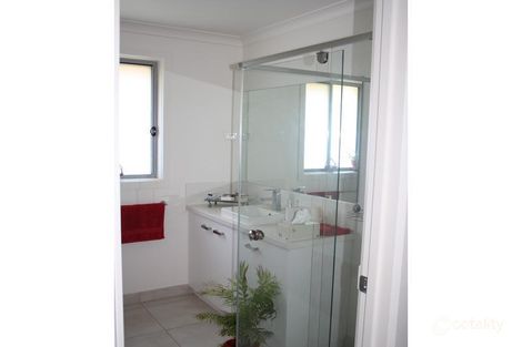 Property photo of 11 Whipbird Street Bairnsdale VIC 3875